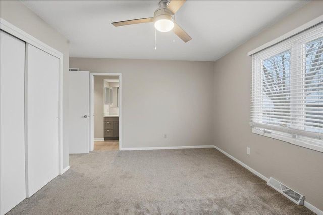 2718 Ryan Dr Drive, Cedar Falls, IA 50613