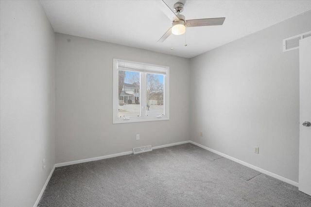 2718 Ryan Dr Drive, Cedar Falls, IA 50613