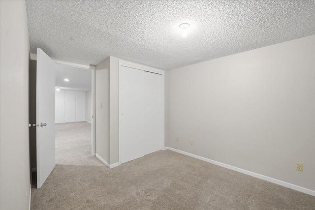 2718 Ryan Dr Drive, Cedar Falls, IA 50613