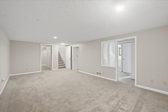 2718 Ryan Dr Drive, Cedar Falls, IA 50613