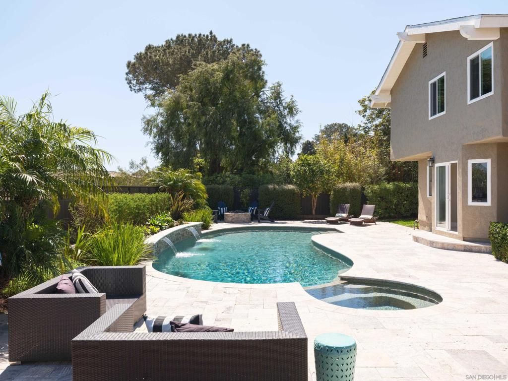 Image 24 of property listing at 675 Silvergate Ave, San Diego, CA 92106