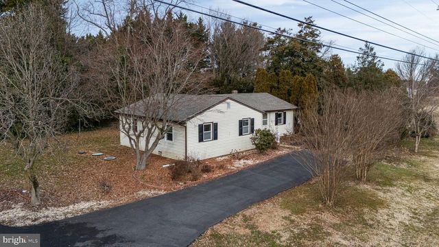 2481 N DUPONT PKWY, Middletown, DE 19709