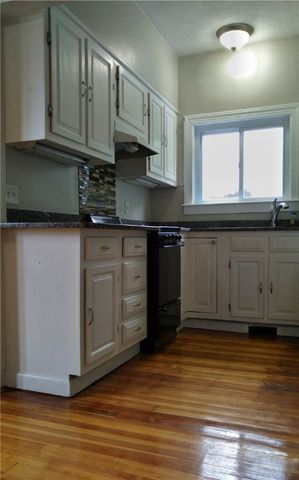 598 Admiral Street, Providence, RI 02908