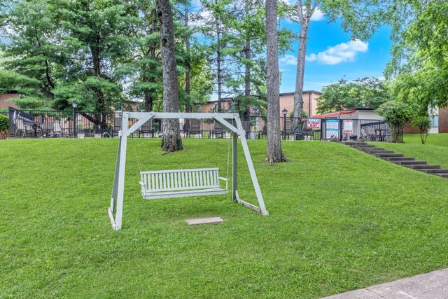 2601 Hillsboro Pike Apt E6, Nashville, TN 37212