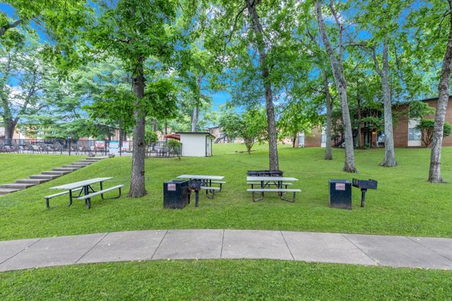 2601 Hillsboro Pike Apt E6, Nashville, TN 37212