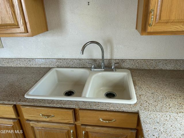 4633 LA LUZ Avenue, El Paso, TX 79903