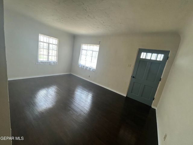 4633 LA LUZ Avenue, El Paso, TX 79903