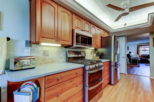 8198 TERRACE GARDEN DRIVE N 209, St Petersburg, FL 33709