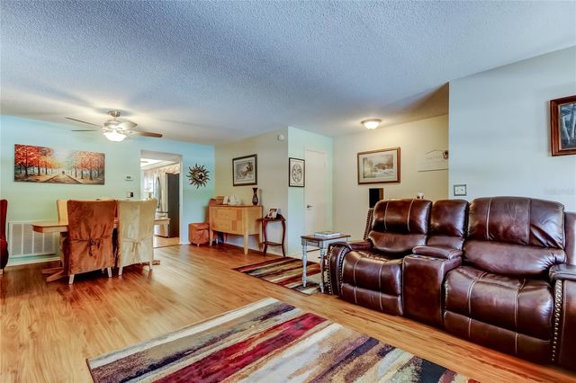 8198 TERRACE GARDEN DRIVE N 209, St Petersburg, FL 33709