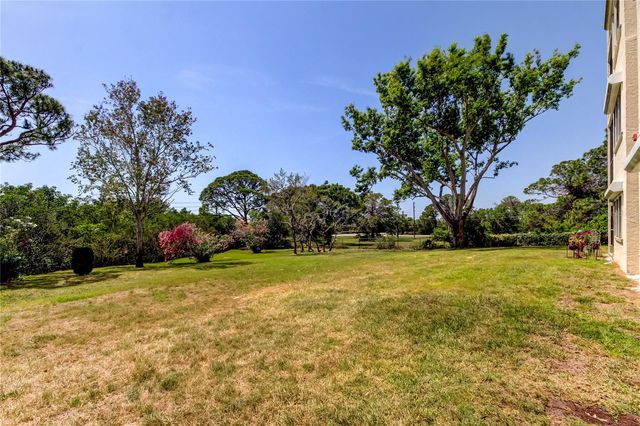 8198 TERRACE GARDEN DRIVE N 209, St Petersburg, FL 33709