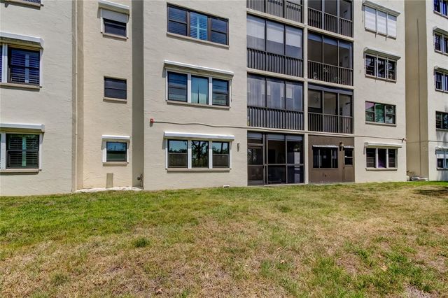 8198 TERRACE GARDEN DRIVE N 209, St Petersburg, FL 33709