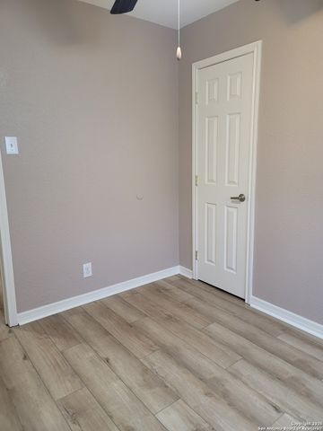 7203 Cool Creek, San Antonio, TX 78238