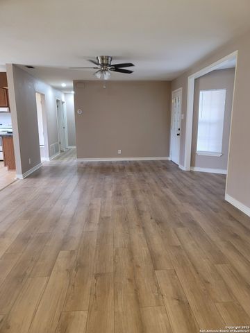 7203 Cool Creek, San Antonio, TX 78238