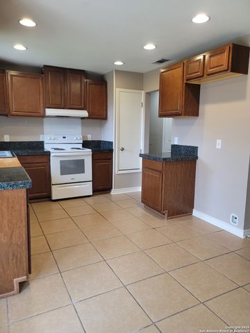 7203 Cool Creek, San Antonio, TX 78238
