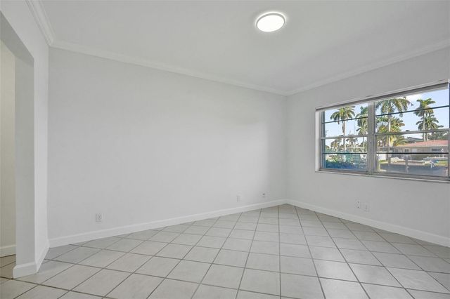 2201 SE 9th Street 106, Pompano Beach, FL 33062