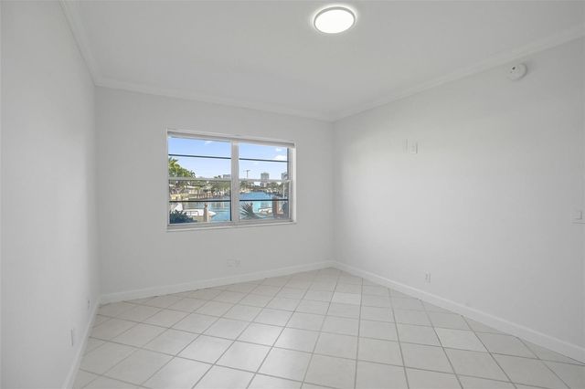 2201 SE 9th Street 106, Pompano Beach, FL 33062