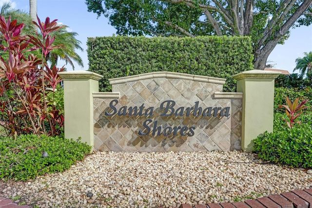 2201 SE 9th Street 106, Pompano Beach, FL 33062