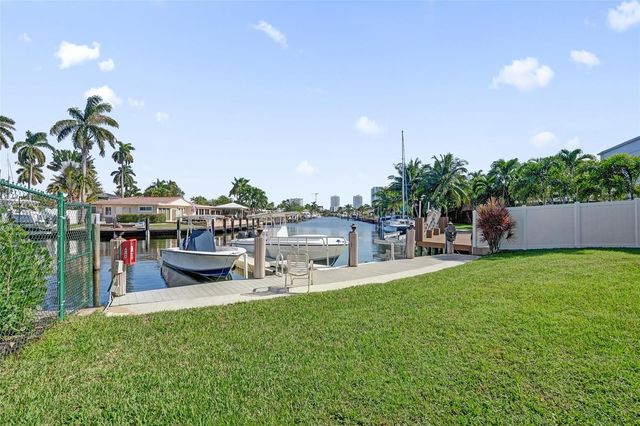 2201 SE 9th Street 106, Pompano Beach, FL 33062