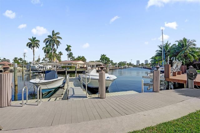 2201 SE 9th Street 106, Pompano Beach, FL 33062