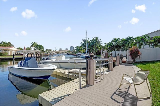 2201 SE 9th Street 106, Pompano Beach, FL 33062