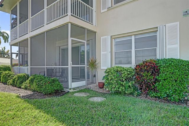 2201 SE 9th Street 106, Pompano Beach, FL 33062