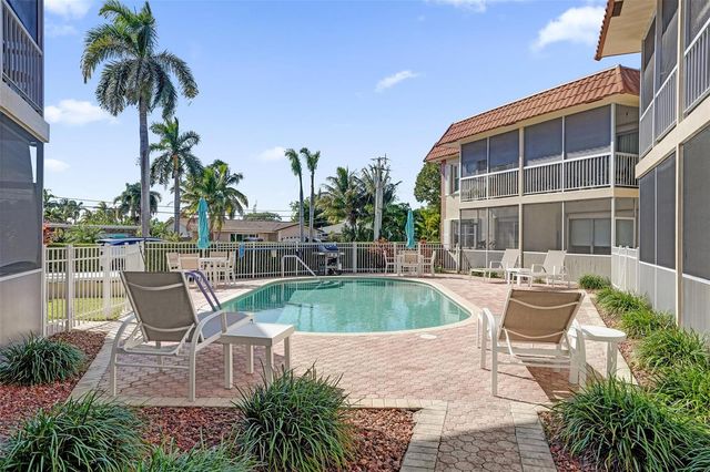 2201 SE 9th Street 106, Pompano Beach, FL 33062