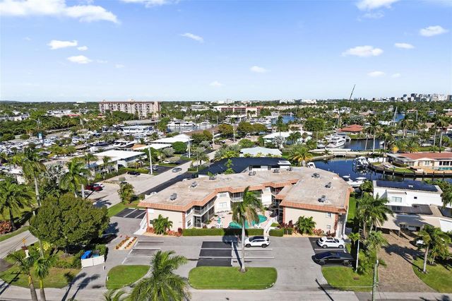 2201 SE 9th Street 106, Pompano Beach, FL 33062