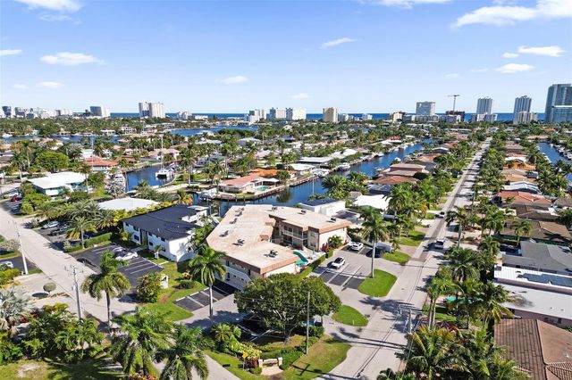 2201 SE 9th Street 106, Pompano Beach, FL 33062