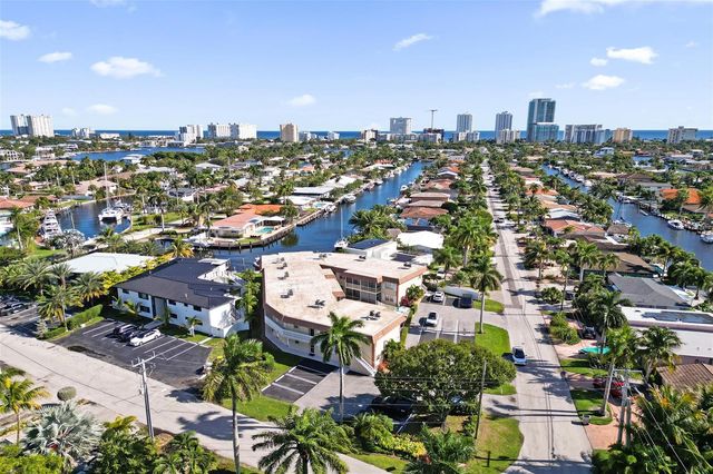 2201 SE 9th Street 106, Pompano Beach, FL 33062