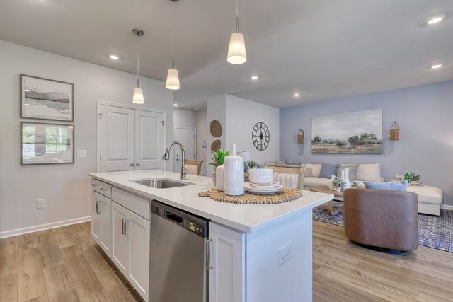 207 O'Leary Circle, Summerville, SC 29483