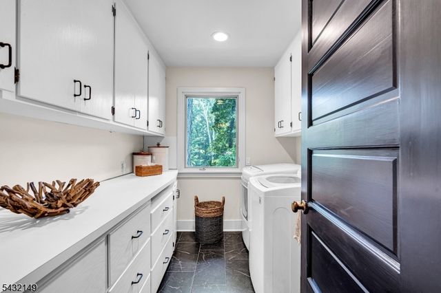 176 Rolling Hill Road, Montgomery Twp., NJ 08558