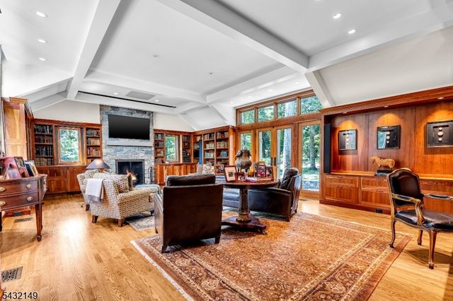 176 Rolling Hill Road, Montgomery Twp., NJ 08558