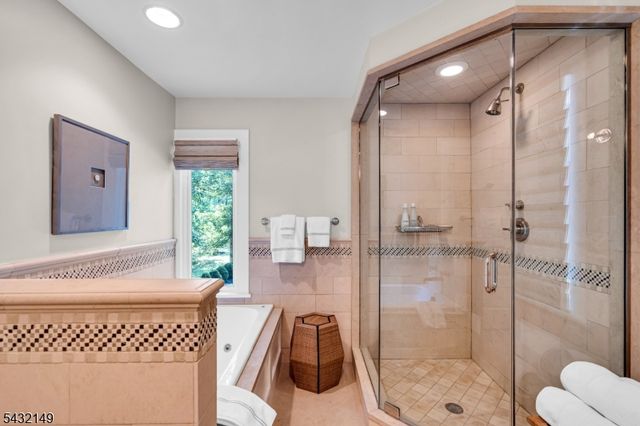176 Rolling Hill Road, Montgomery Twp., NJ 08558
