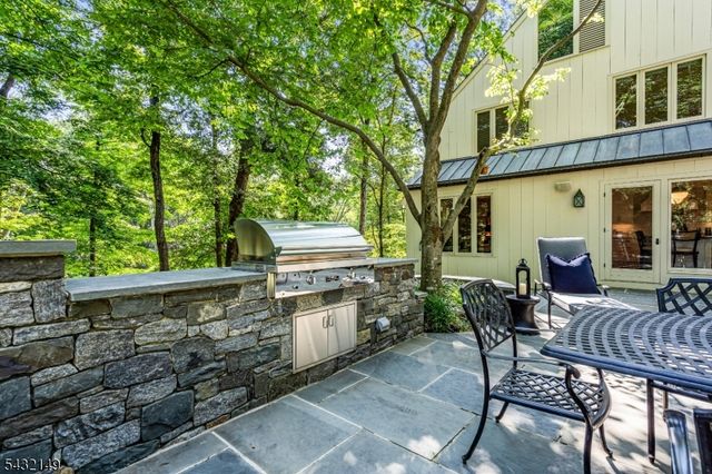 176 Rolling Hill Road, Montgomery Twp., NJ 08558