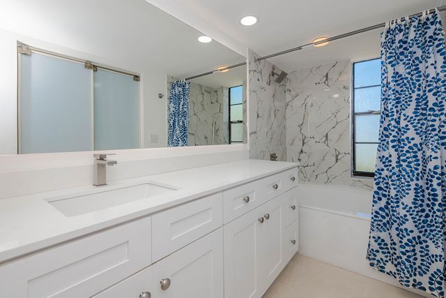 9235 SW 8th Street 502, Boca Raton, FL 33428