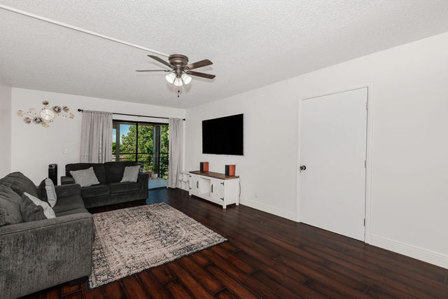 9235 SW 8th Street 502, Boca Raton, FL 33428