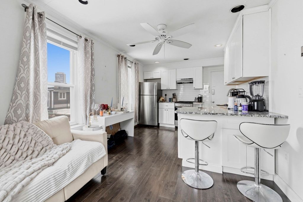 46 Lewis Street 10, Boston, MA 02113