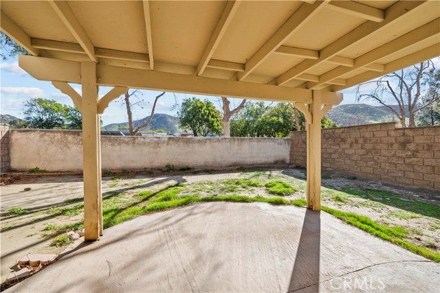 14555 El Contento, Fontana, CA 92337