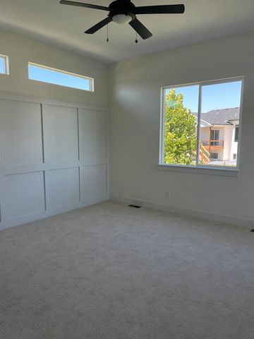 4965 N Emerald Ct, Maize, KS 67101