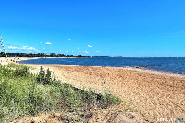 920 Ocean Avenue E1, West Haven, CT 06516