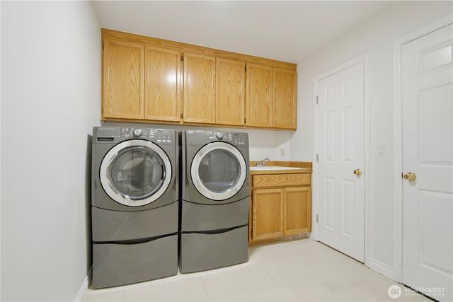 26419 NE 27th Dr, Redmond, WA 98053