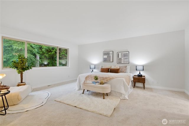 26419 NE 27th Dr, Redmond, WA 98053