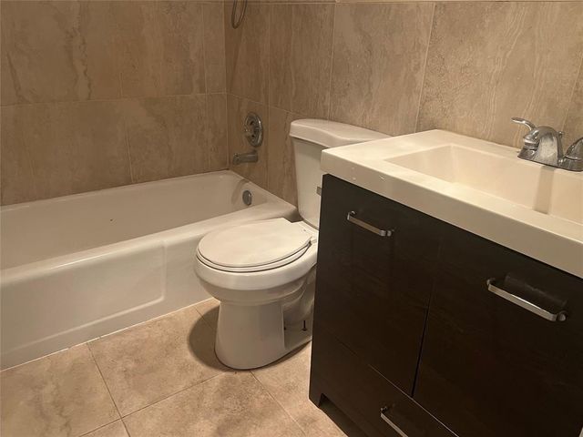 420 SE 13th Drive, Deerfield Beach, FL 33441