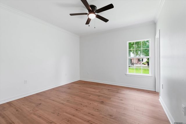14377 Lazy Oaks Dr, Gonzales, LA 70737
