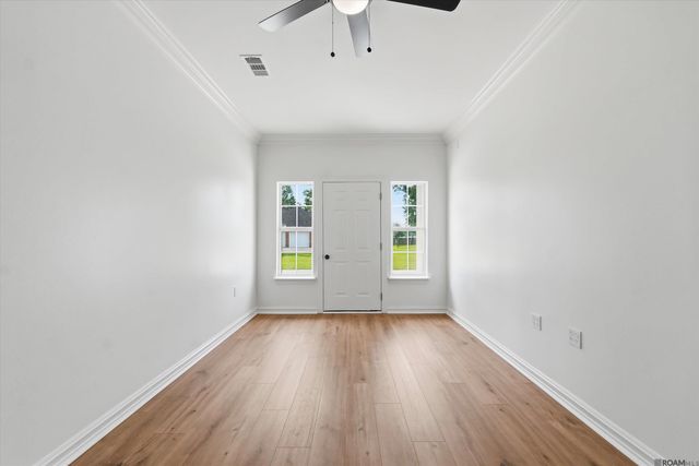 14377 Lazy Oaks Dr, Gonzales, LA 70737