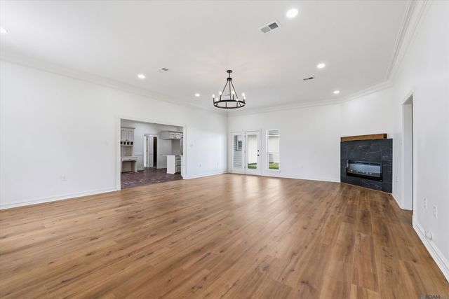 14377 Lazy Oaks Dr, Gonzales, LA 70737