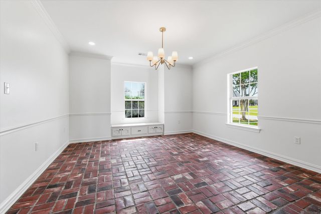 14377 Lazy Oaks Dr, Gonzales, LA 70737