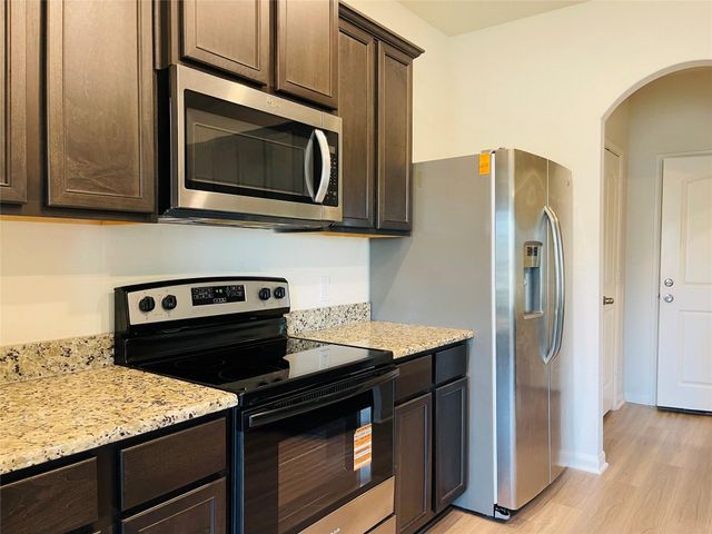 11042 Hillside Creek Drive, Humble, TX 77396