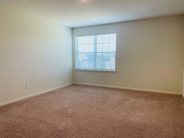 11042 Hillside Creek Drive, Humble, TX 77396