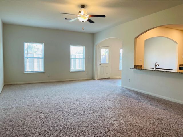 11042 Hillside Creek Drive, Humble, TX 77396